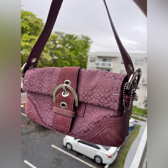 Vintage Coach - Picture 2 of 9